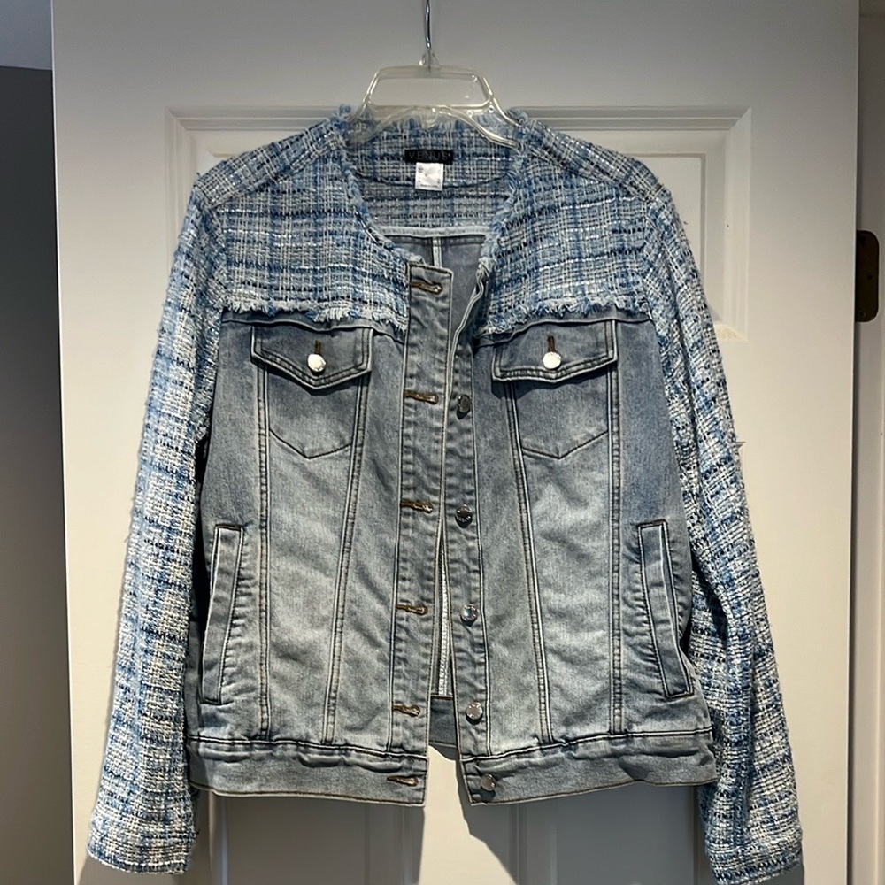 VENUS Blue Jean Jacket with Plaid Accents